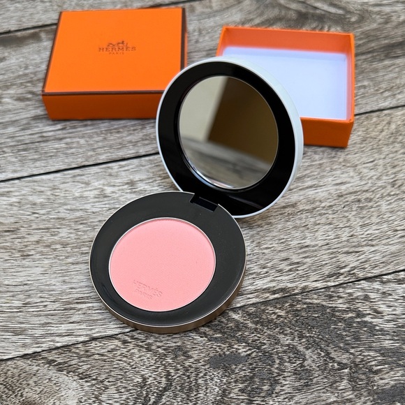 Hermès Silky Blush Powder in Rose Plume - Picture 9 of 9